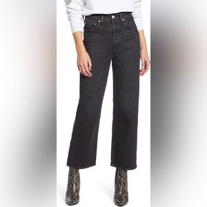 Black Ribcage Straight Ankle Jeans